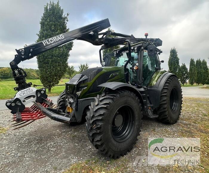 Valtra T 235 D 2A1 트랙터