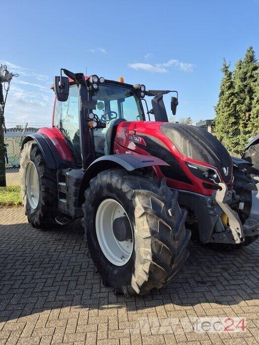 Valtra T 254 A 트랙터