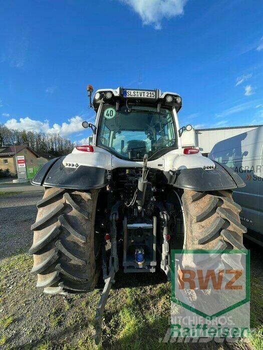 Valtra T215D 트랙터
