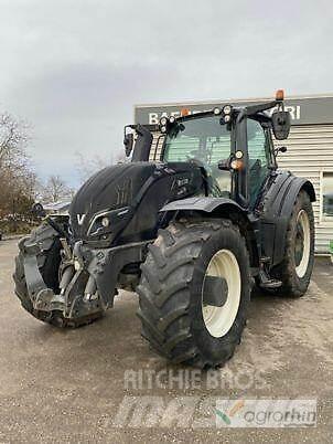 Valtra T254V 트랙터
