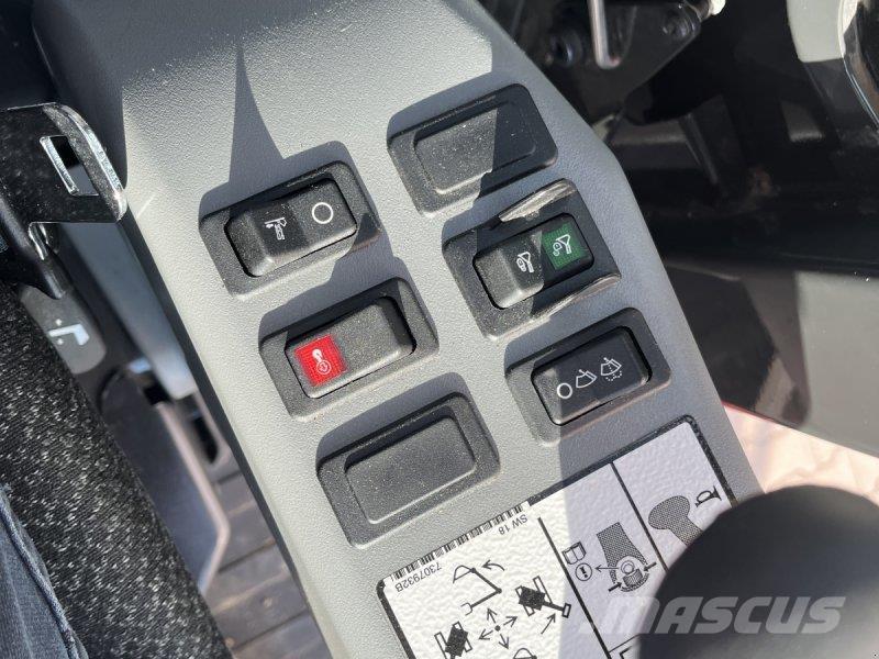 Bobcat E88  휠 굴삭기