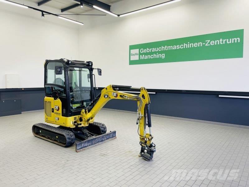 CAT 302CR-05A  휠 굴삭기