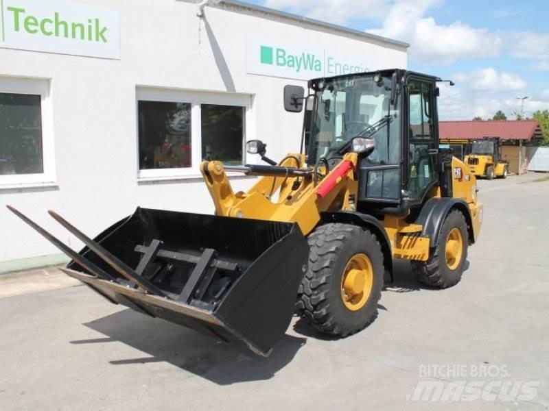 CAT 907  휠로우더