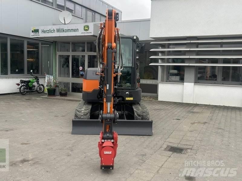 Doosan DX55R-7 대형 굴삭기 29톤 이상
