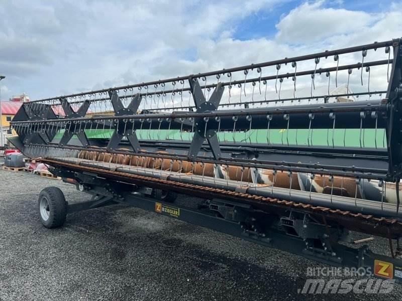 Fendt 6335 C 콤바인 수확기