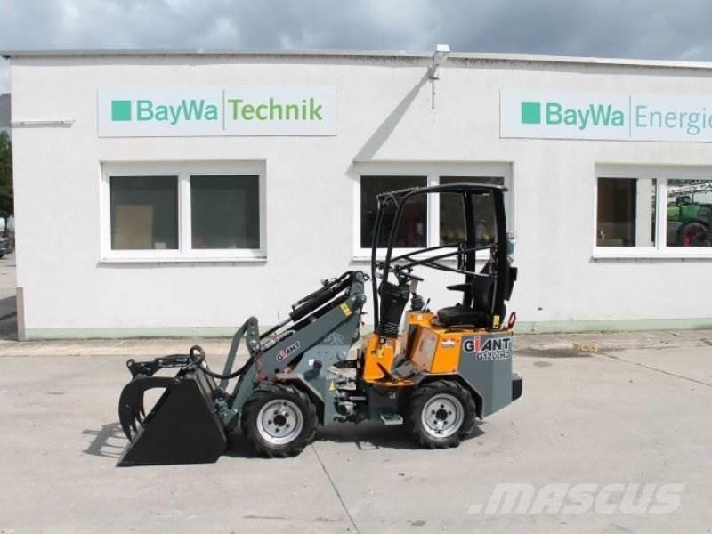 GiANT G 1200  스키드로더