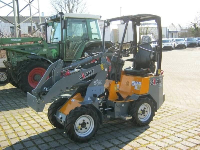 GiANT G1200  스키드로더