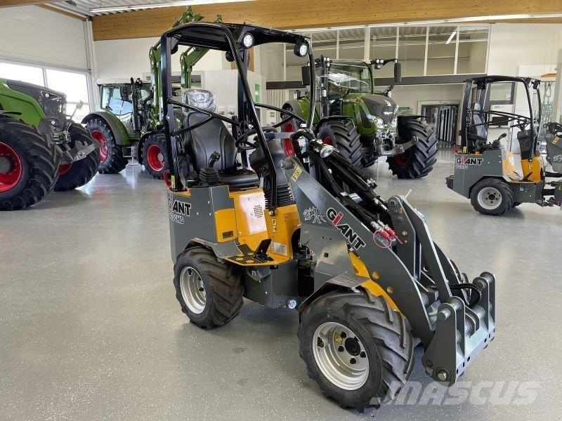 GiANT G1200 HD  스키드로더