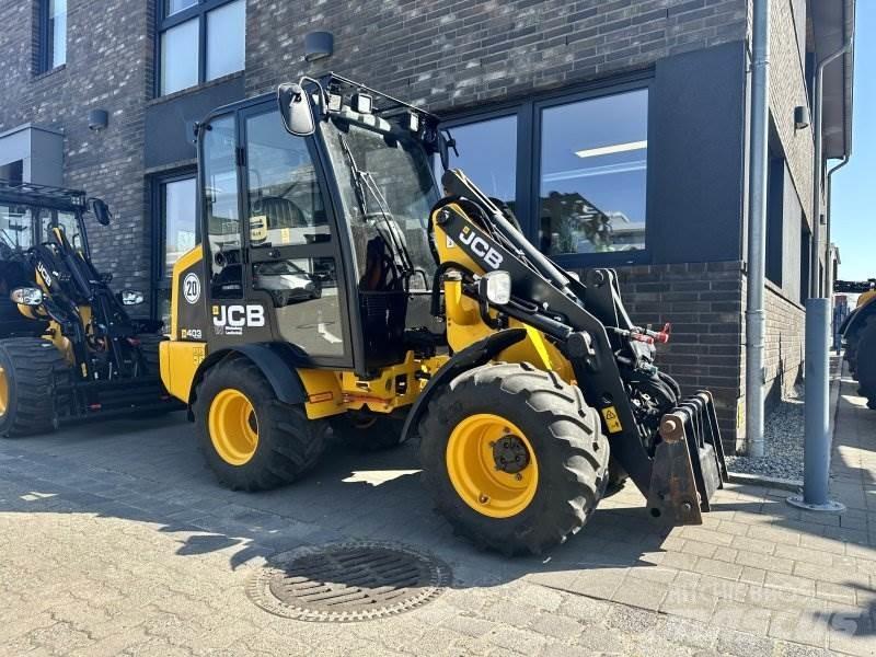 JCB 403 AGRI 프론트 로더 및 굴착기