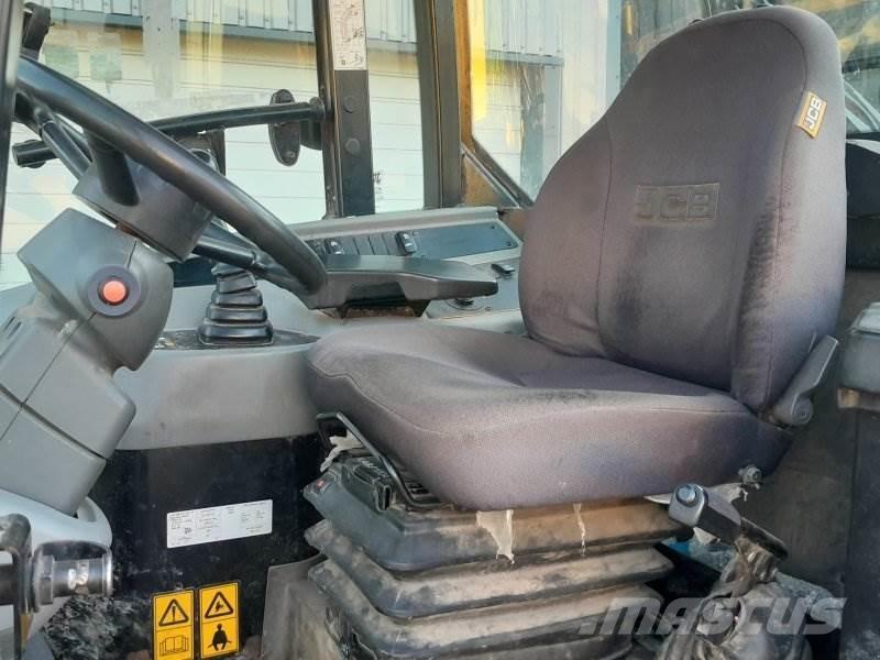 JCB TM 220  휠로우더