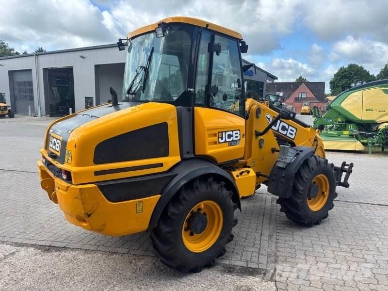 JCB TM 220  휠로우더
