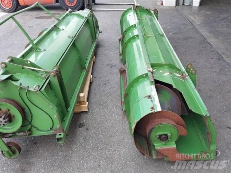 Krone BIG M 제초기