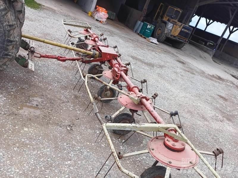 Kuhn GF 671 갈퀴 및 테더