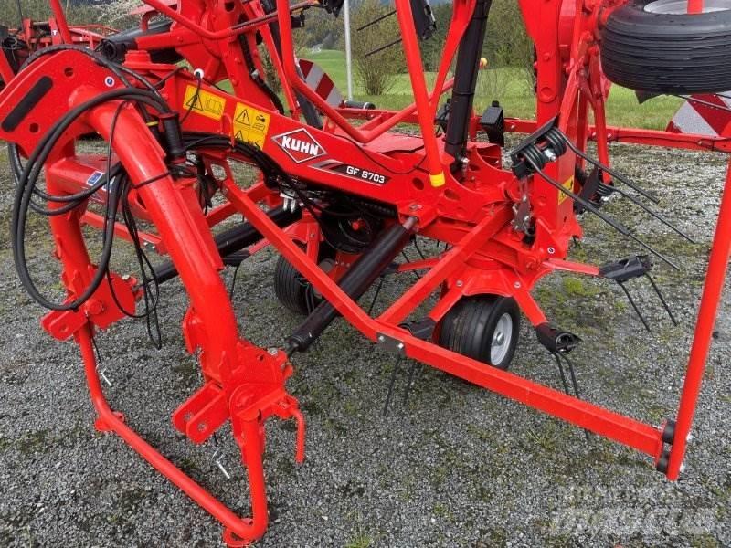 Kuhn GF 8703 갈퀴 및 테더