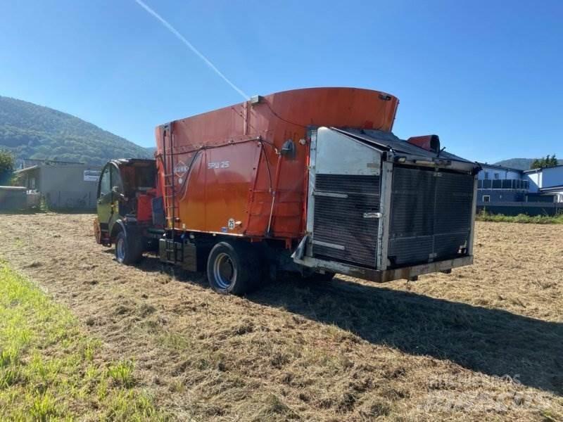 Kuhn SPW 25 믹서 피더