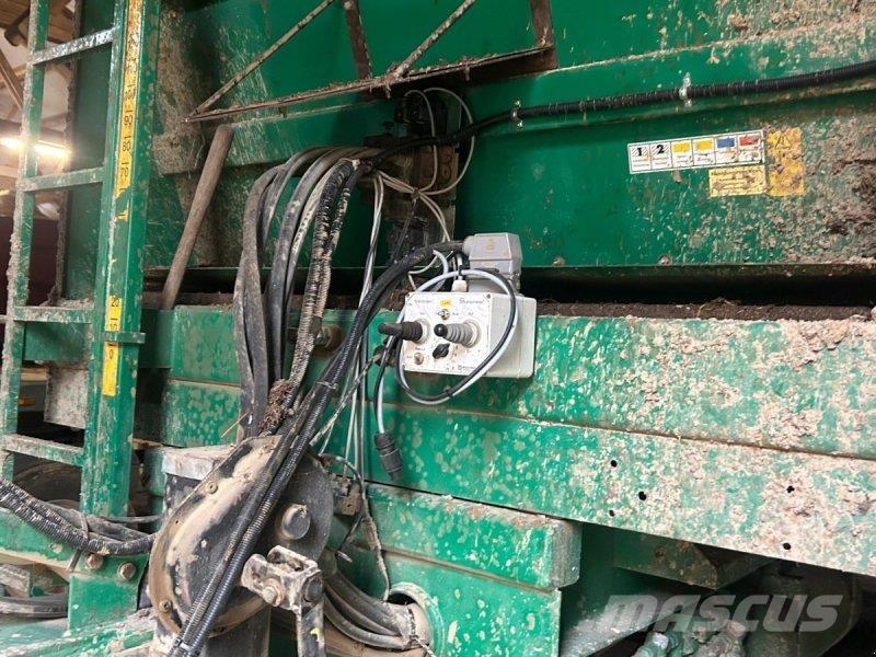 Tebbe DS 180 퇴비살포기