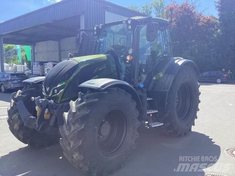 Valtra N175 D 트랙터