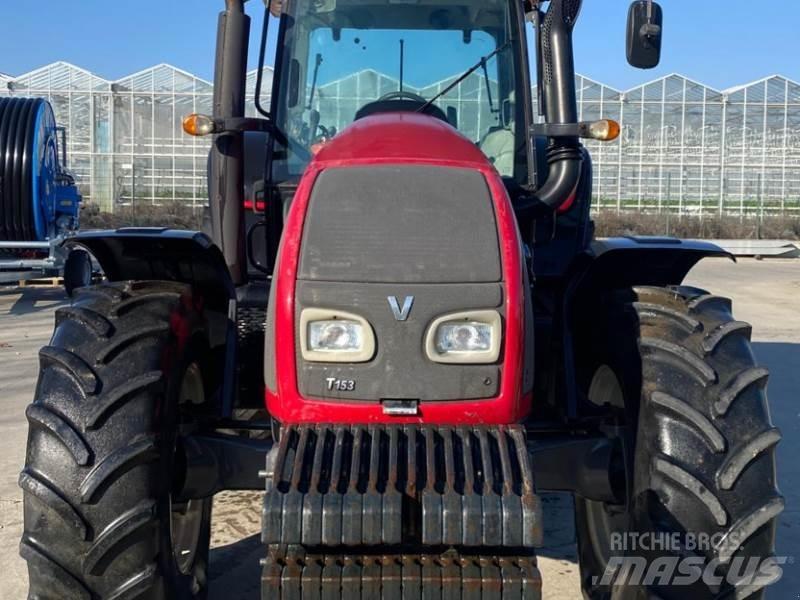 Valtra T153 H 트랙터
