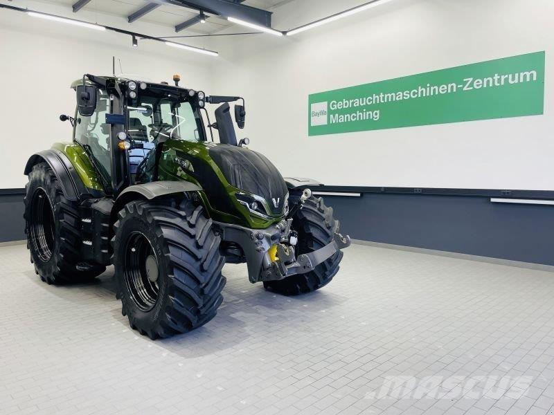 Valtra T215D 트랙터