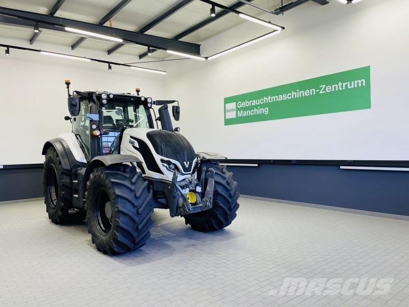 Valtra T215D 트랙터