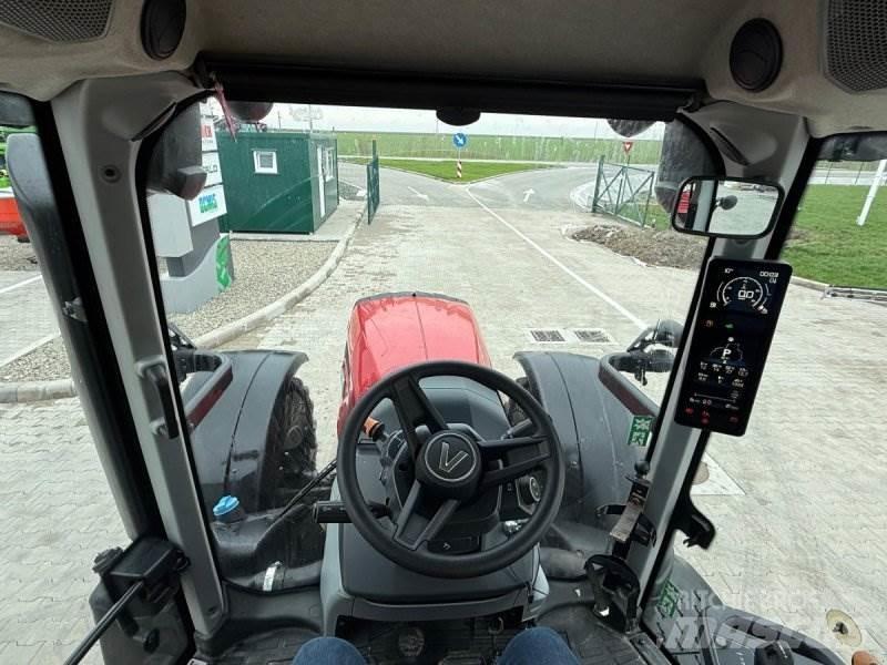 Valtra T235A 트랙터