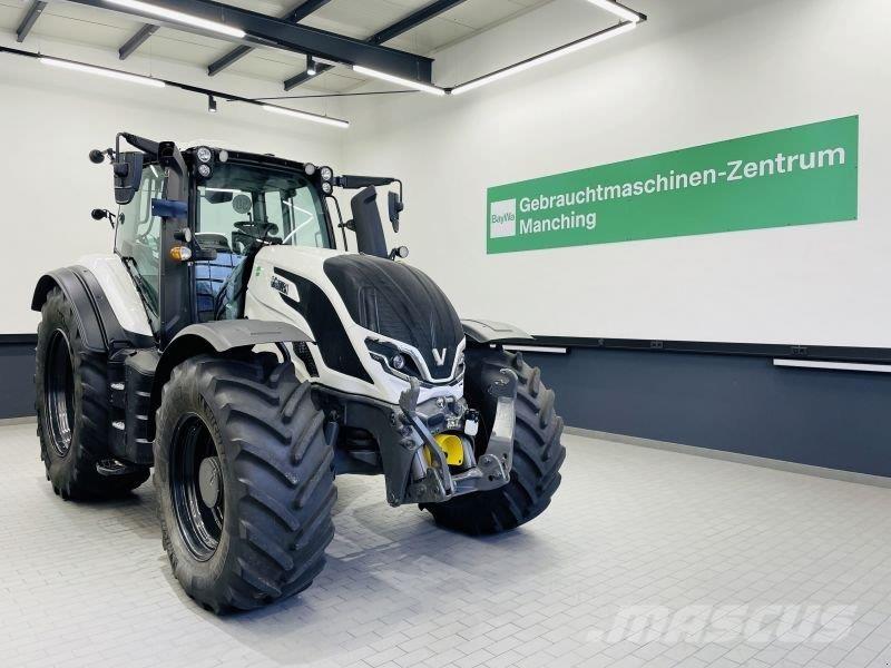 Valtra T235D 트랙터