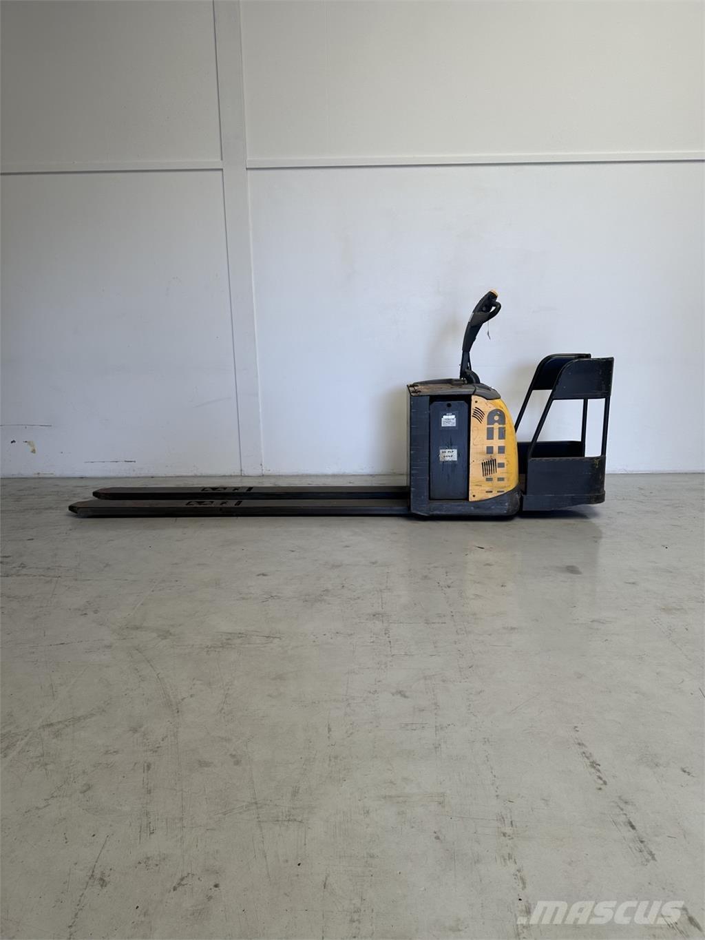 Atlet PLP/200 경량 리프터
