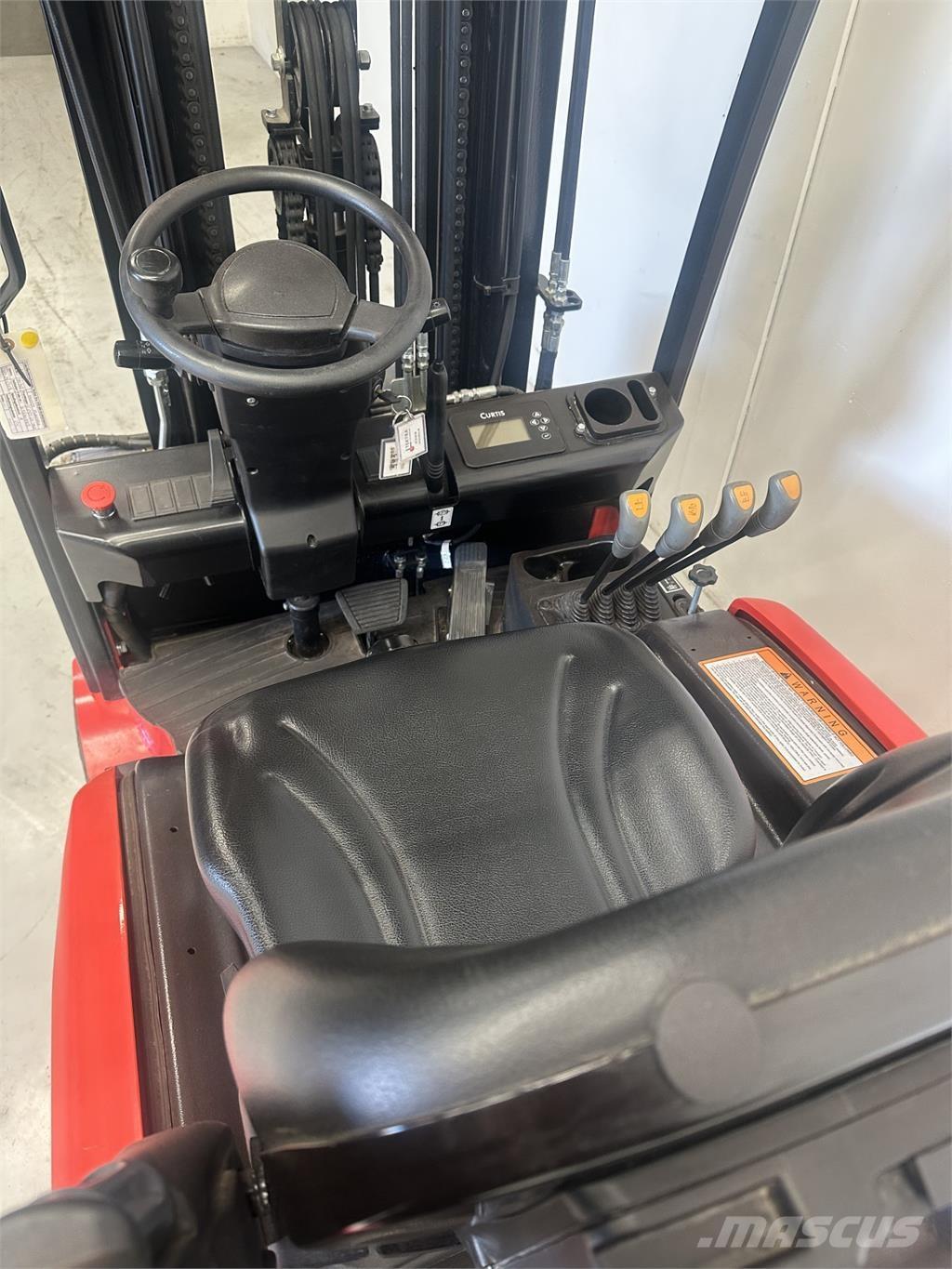 Tektra CPDS20-AC6 전동 지게차