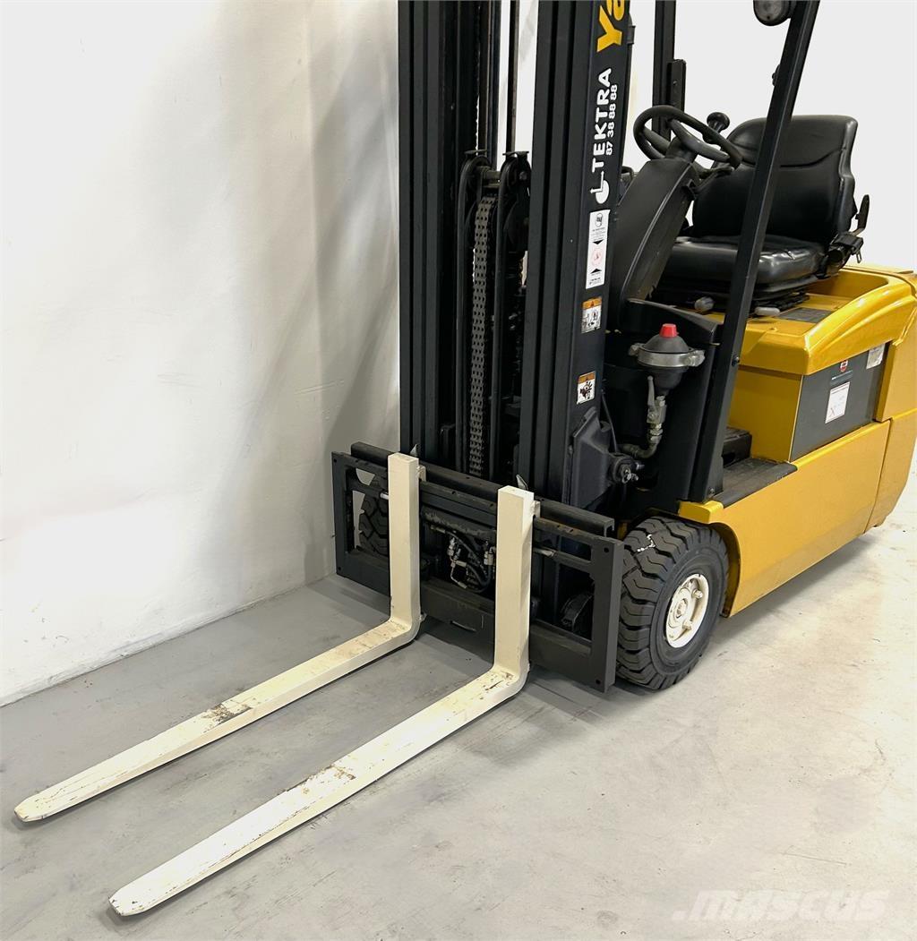 Yale ERP16ATF AC (SWB) 전동 지게차