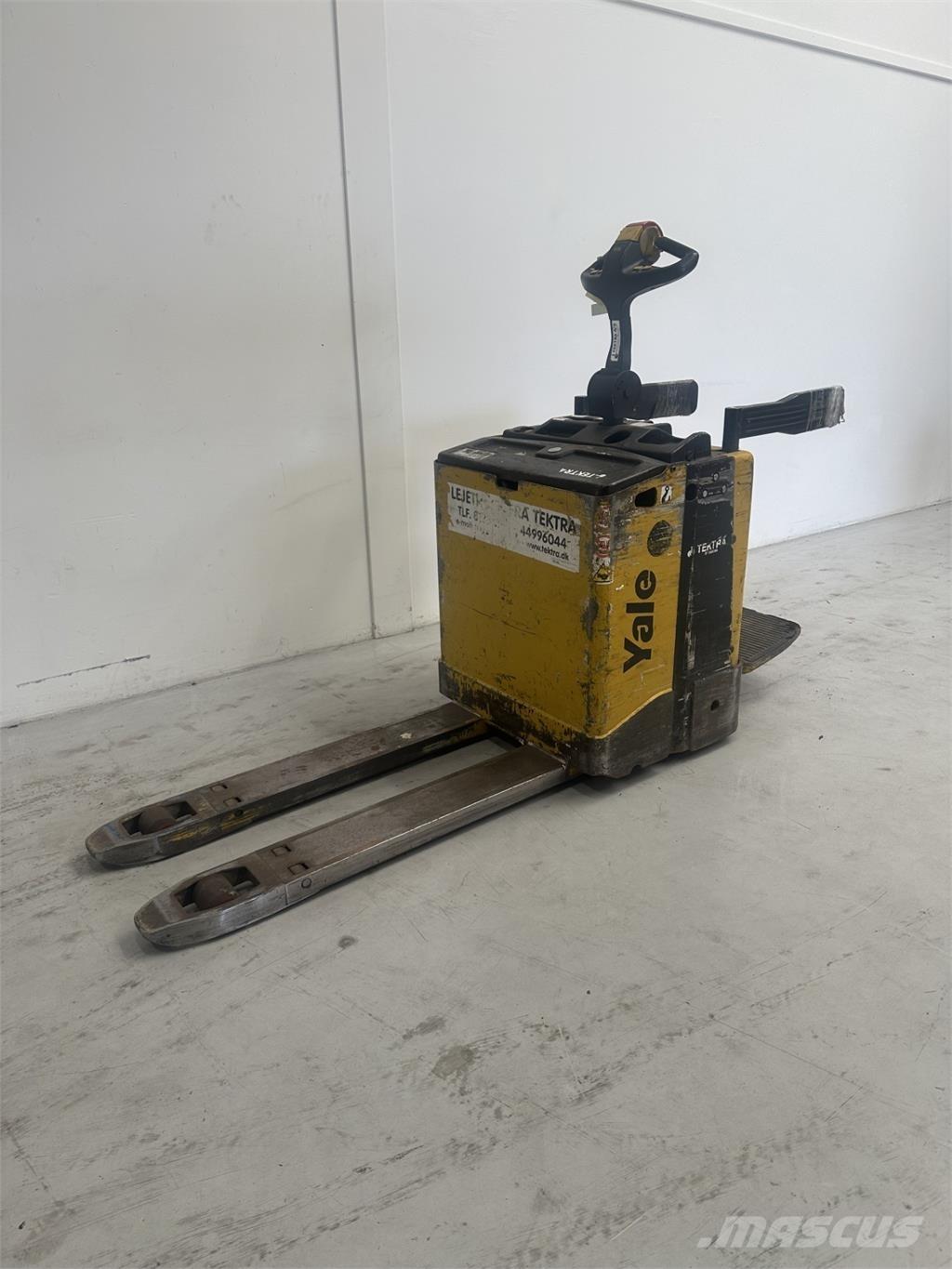 Yale MP20X - 300 AH 로우 리프터(승강대 포함)