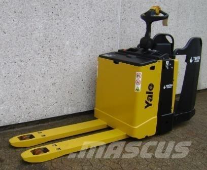Yale MP20X - 400 AH 로우 리프터(승강대 포함)