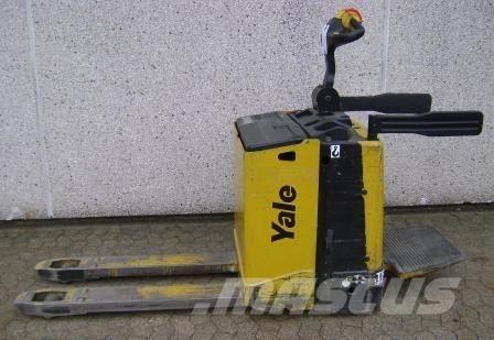 Yale MP20X - 400 AH 로우 리프터(승강대 포함)