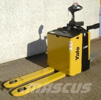Yale MP20X FBW - 400 AH 로우 리프터(승강대 포함)