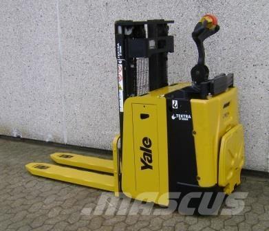 Yale MP20XD 보행식 리치 지게차
