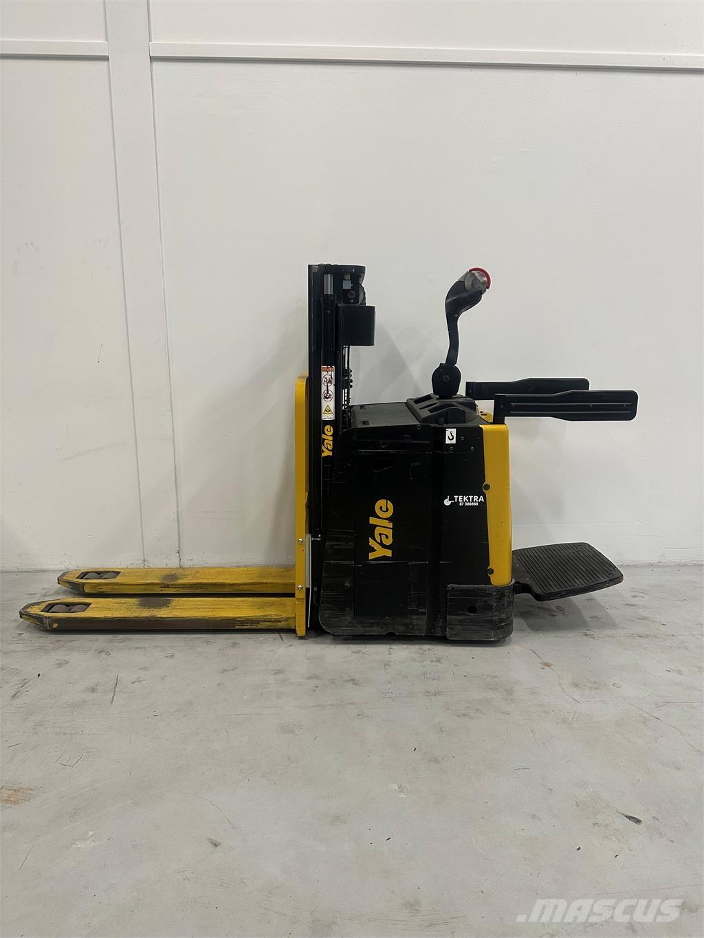 Yale MP20XD 보행식 리치 지게차