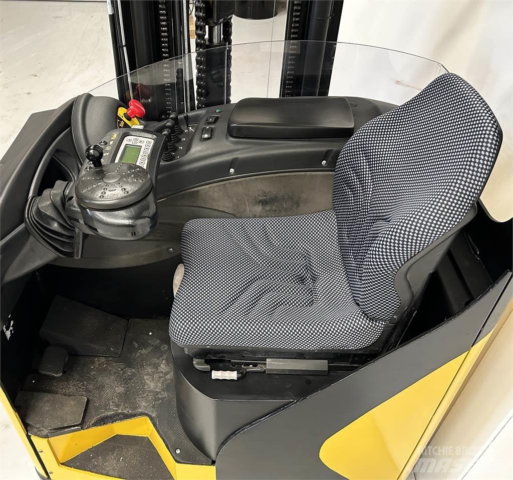 Yale MR16 리치 트럭