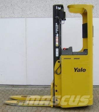 Yale SMS12S 보행식 리치 지게차