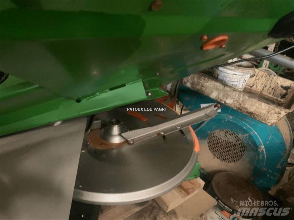 Amazone ZAM 2700 미네랄 살포기