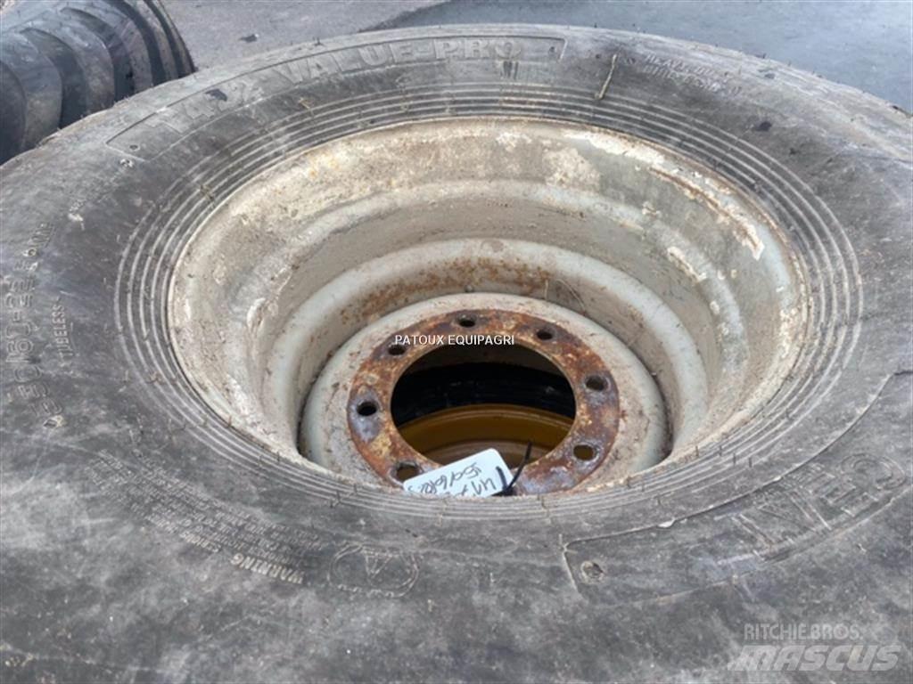 BKT 550/60R22,5 타이어, 휠 및 림
