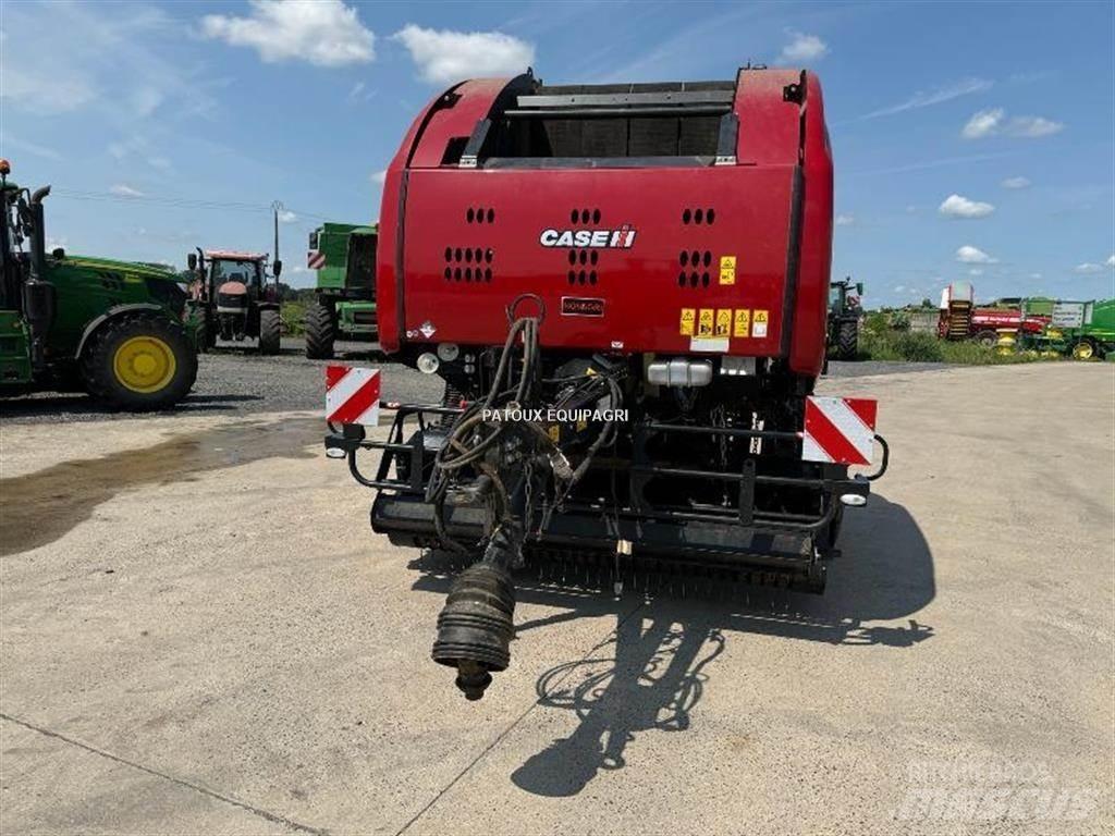 Case IH RB465 원형 곤포기
