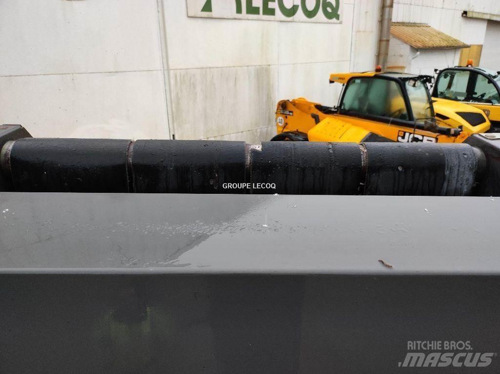 CLAAS Variant 360 원형 곤포기