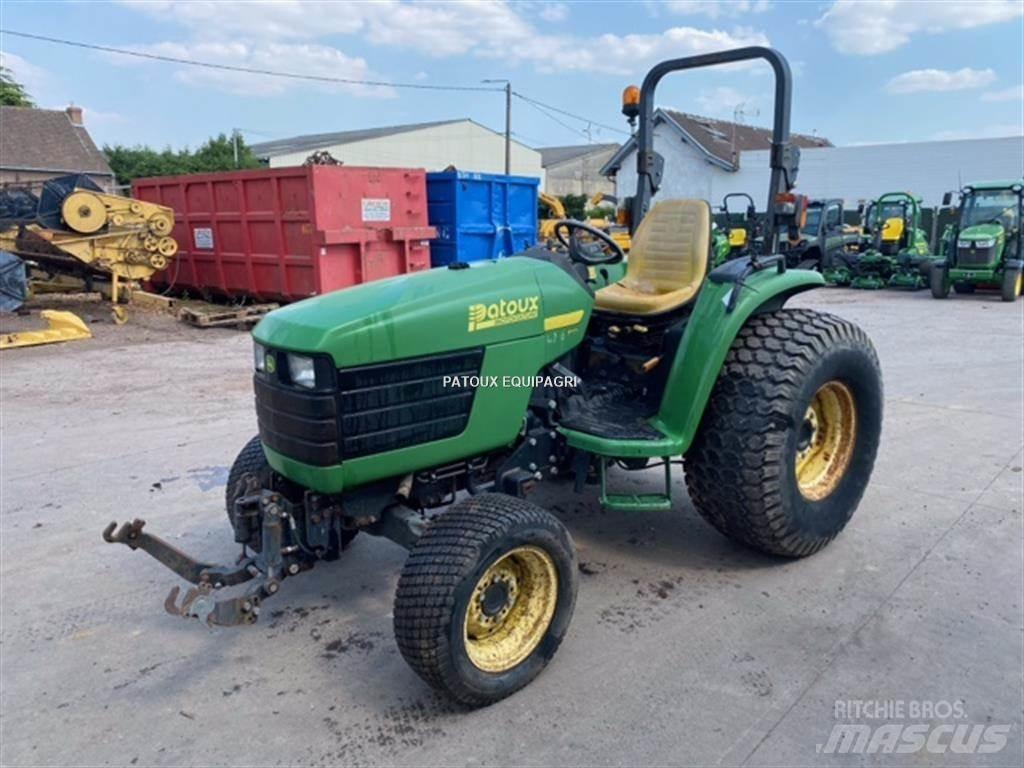 John Deere 4710 트랙터