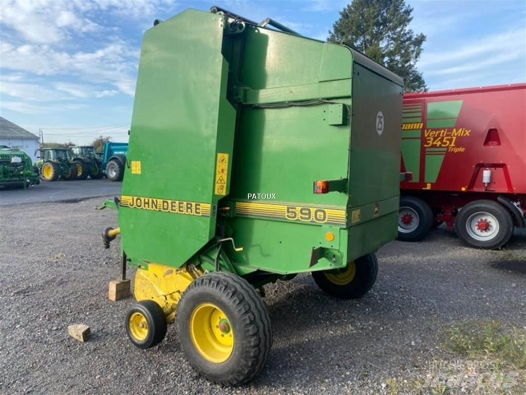John Deere 590 원형 곤포기