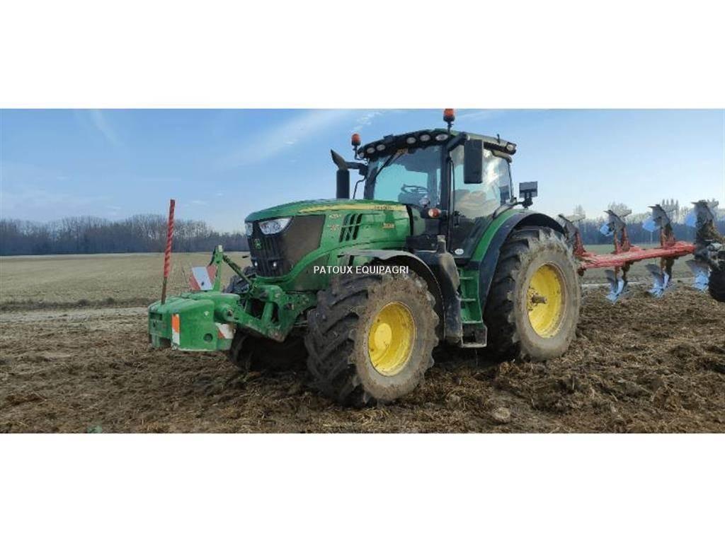 John Deere 6215R 트랙터