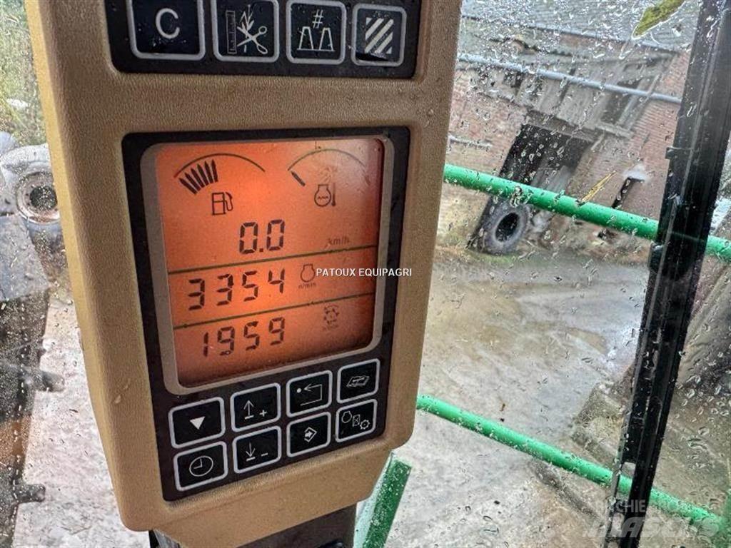John Deere 7750 i 목초 수확기