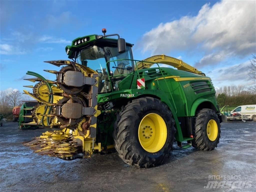 John Deere 8500 목초 수확기