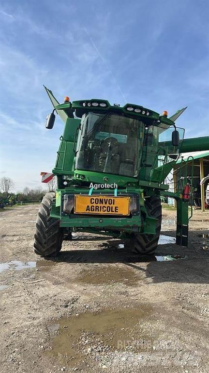 John Deere S670 콤바인 수확기