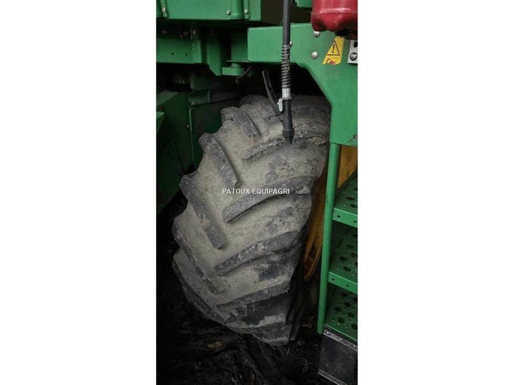 John Deere T560 콤바인 수확기