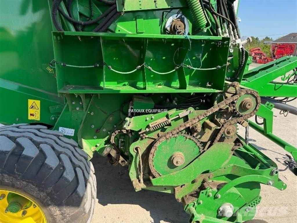 John Deere V461M 원형 곤포기