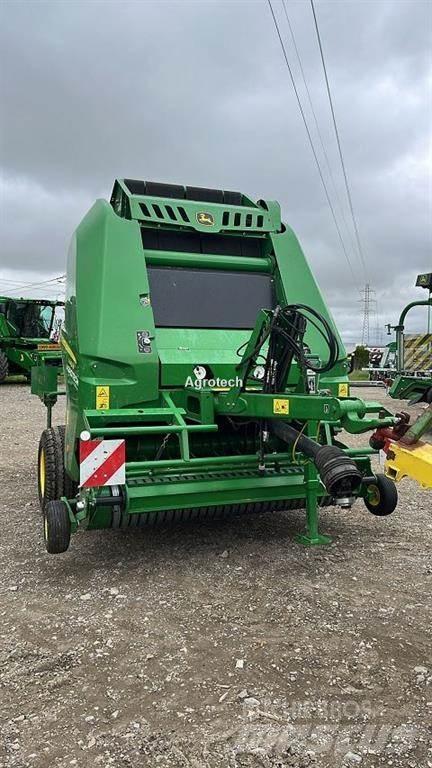 John Deere V461M 원형 곤포기